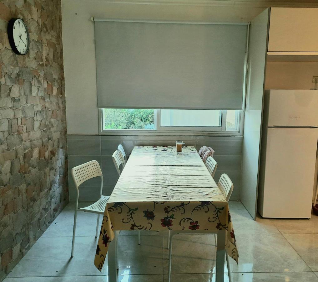 דירת אירוח חן - Chen Place Арад Экстерьер фото